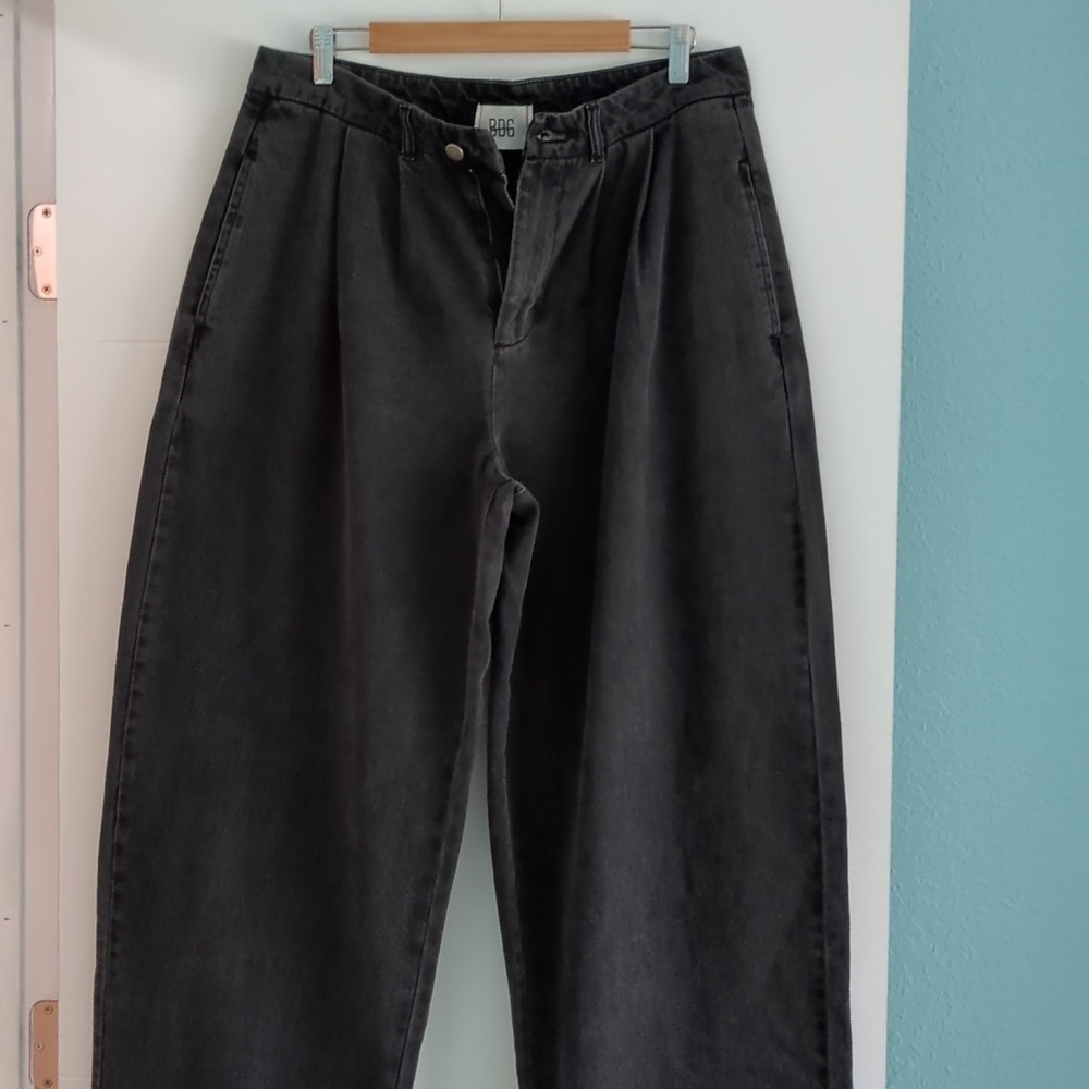 UO BDG Two Tuck Wide-Leg Black Denim Grandpa Baggy Trousers Sz 31 - Picture 4 of 10